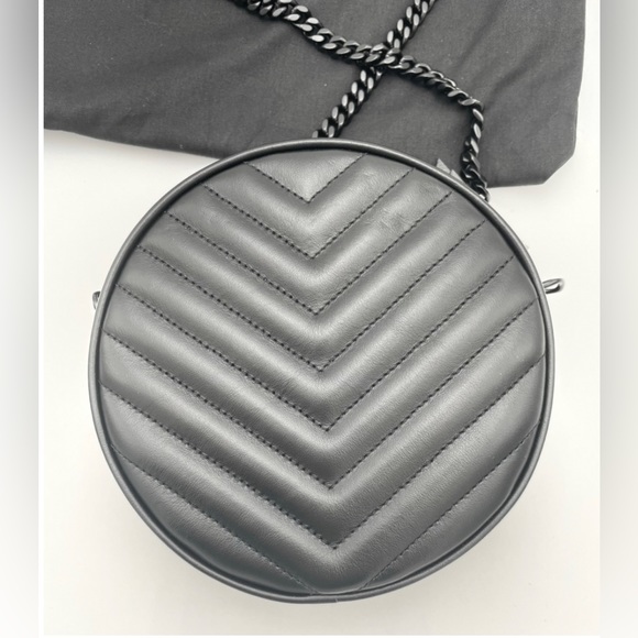 NEW SAINT LAURENT YSL BLACK QUILTED LEATHER CIRCLE ROUND MONOGRAM BAG PURSE - Picture 5 of 12